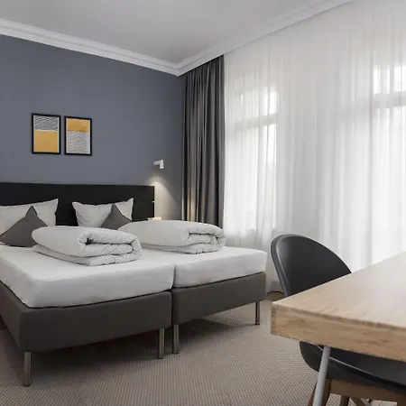 Martin Boutique 3* Πλάουεν